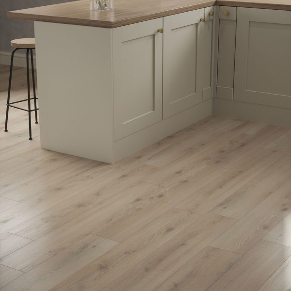 Whiteleaf Oak Glue Down LVT Plank